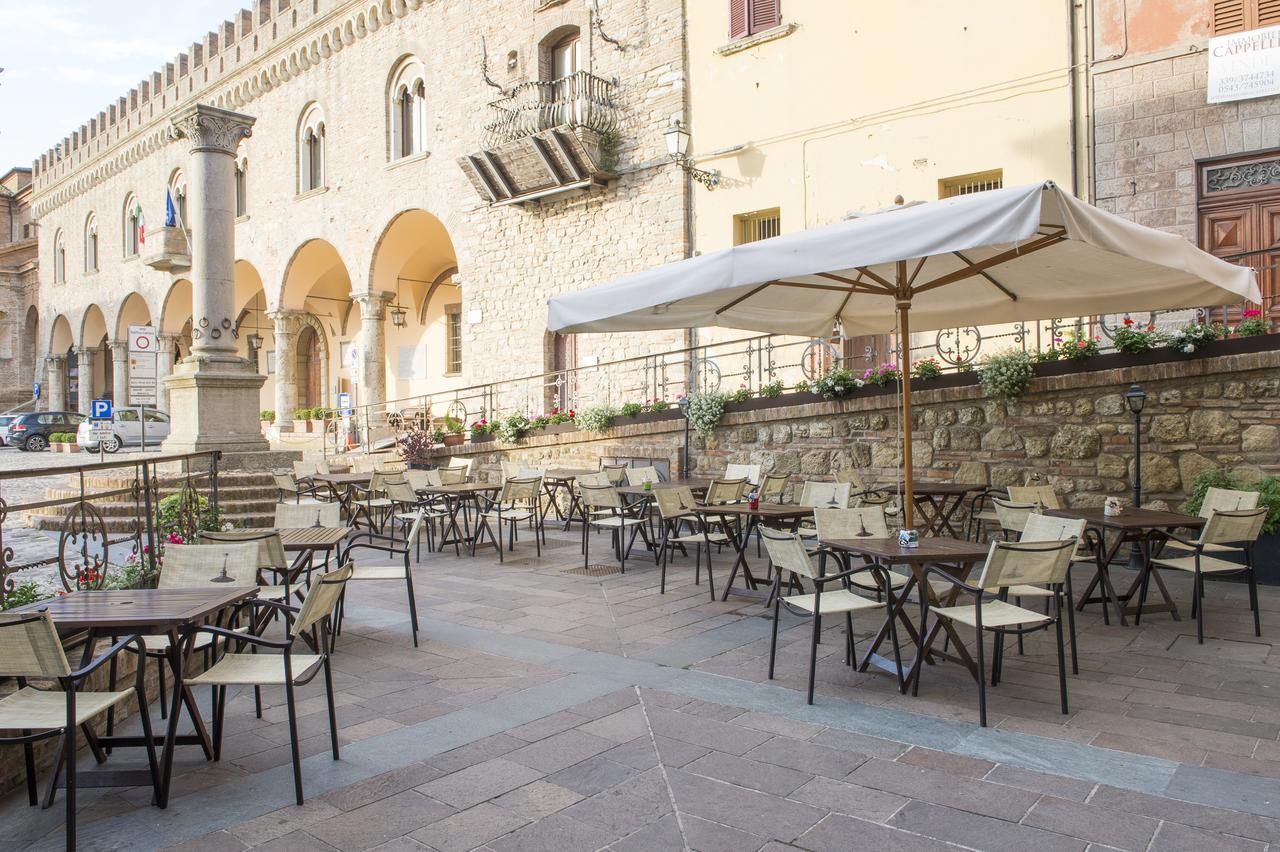 Albergo Colonna Бертиноро Экстерьер фото